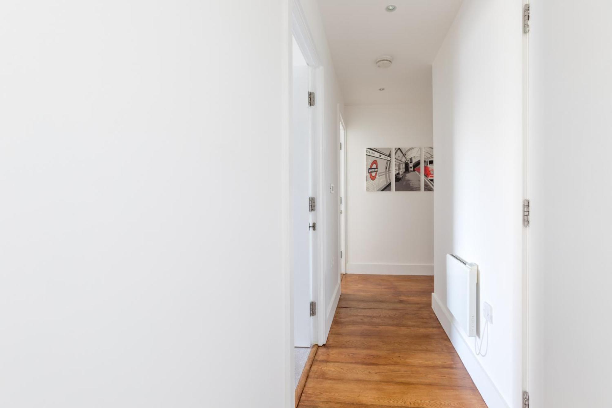 Luxury 2-Bed Flat Parking And Close To The Tube Лондон Екстериор снимка